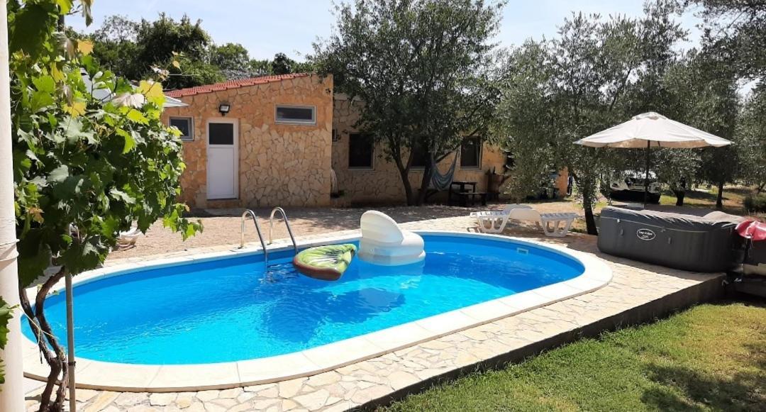 Holiday House Pulina بونات المظهر الخارجي الصورة